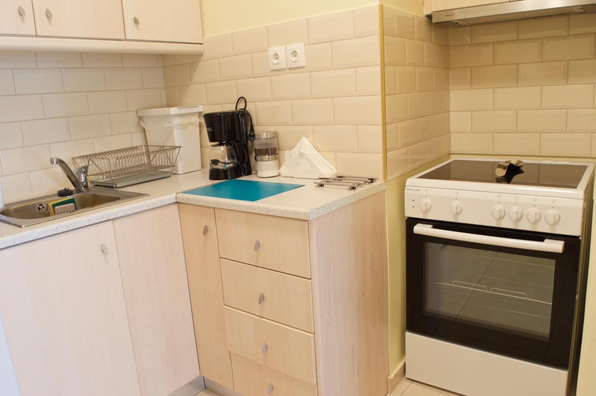 Meros - Athenian Residencies Bilik gambar